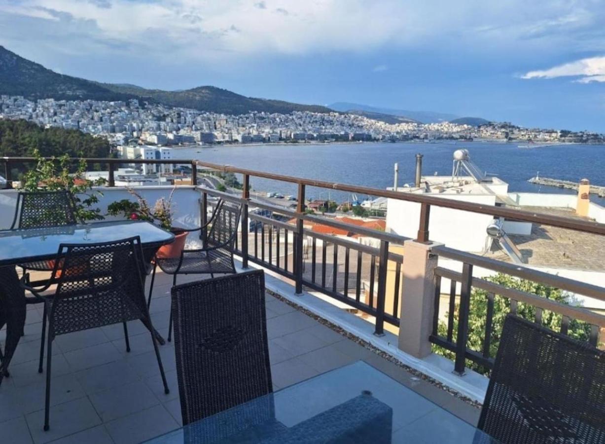 Kouros Kalamitsa Apartment Kavala Exterior photo