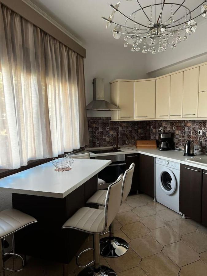 Kouros Kalamitsa Apartment Kavala Exterior photo